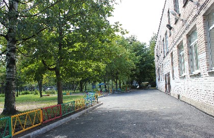 Входная группа Детский сад № 74 Калининского района. 