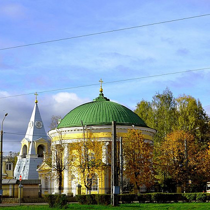 Входная группа Храм Святой Троицы Кулич и Пасха. 