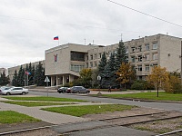 Входная группа Администрация Приморского района Санкт-Петербурга. Санкт-Петербург,  Савушкина,  83