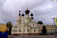 Входная группа Храм Шестоковской иконы Божией Матери грузинского прихода. Санкт-Петербург (Центральный район),  Старорусская улица,  10/2