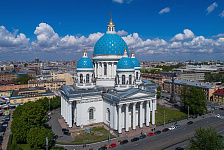Входная группа Троице-Измайловский собор. Санкт-Петербург (Адмиралтейский район ),  Измайловский проспект,  7а