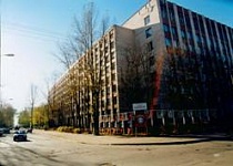 Входная группа Санкт-Петербургский Университет МВД. Санкт-Петербург (Красносельский район),  Летчика Пилютова,  1