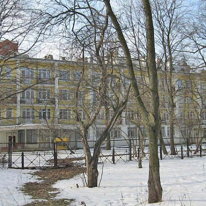 Входная группа Дом ветеранов войны и труда № 2, Санкт-Петербургское государственное бюджетное стационарное учреждение социального обслуживания. 