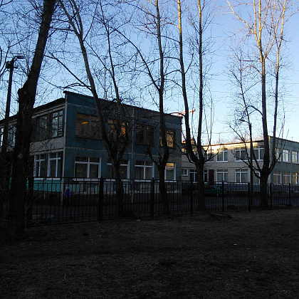 Входная группа Начальная школа - детский сад № 678 Красносельского района. 