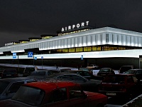 Входная группа Аэропорт Пулково-1, внутренние рейсы и СНГ. Санкт-Петербург (Московский район),  Пулковское шоссе,  41а, лит. 3А